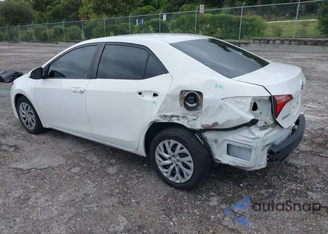 2017 Toyota Corolla Le z USA, uszkodzony, nr VIN 2T1BURHE8HC912376